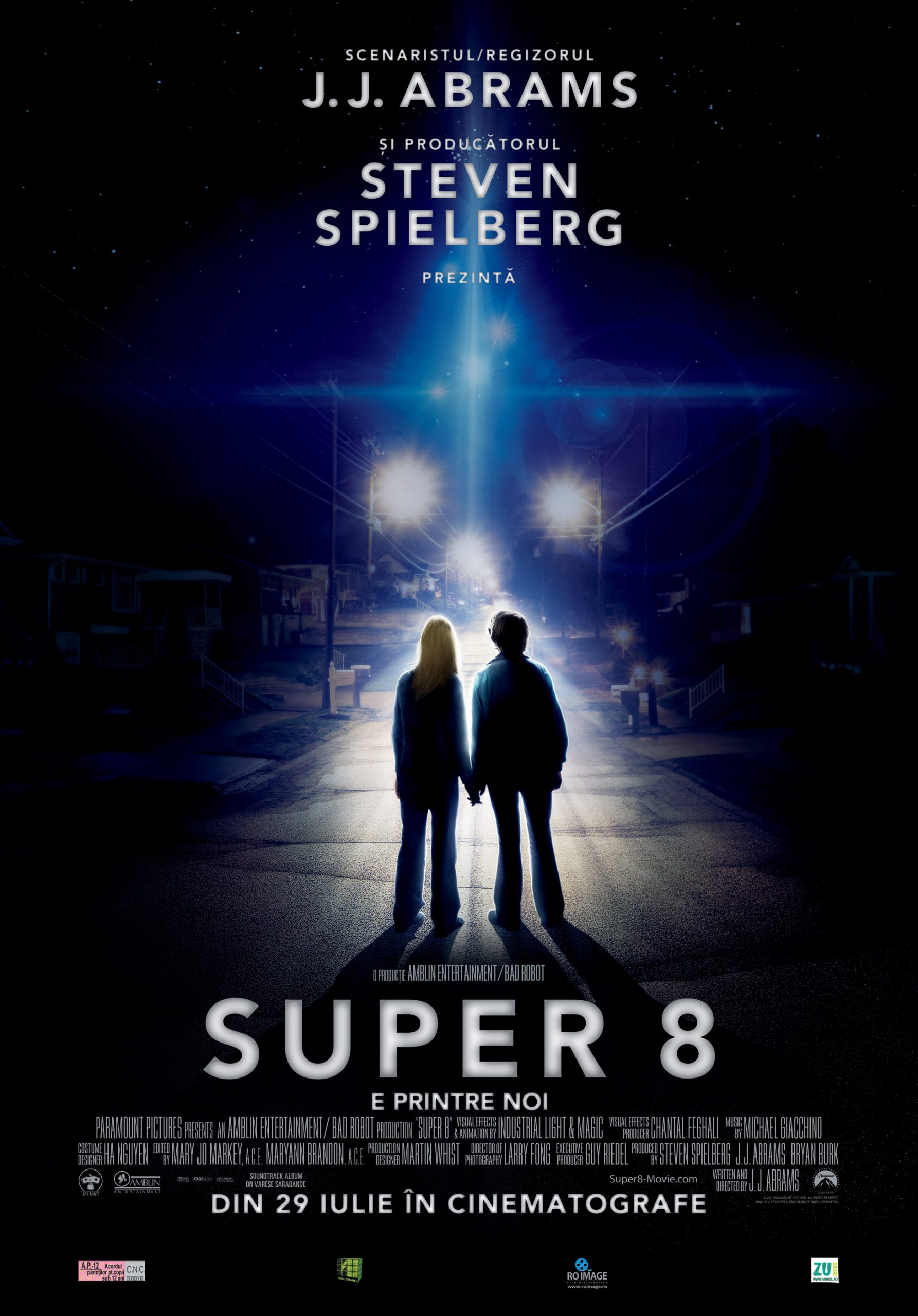 SUPER 8